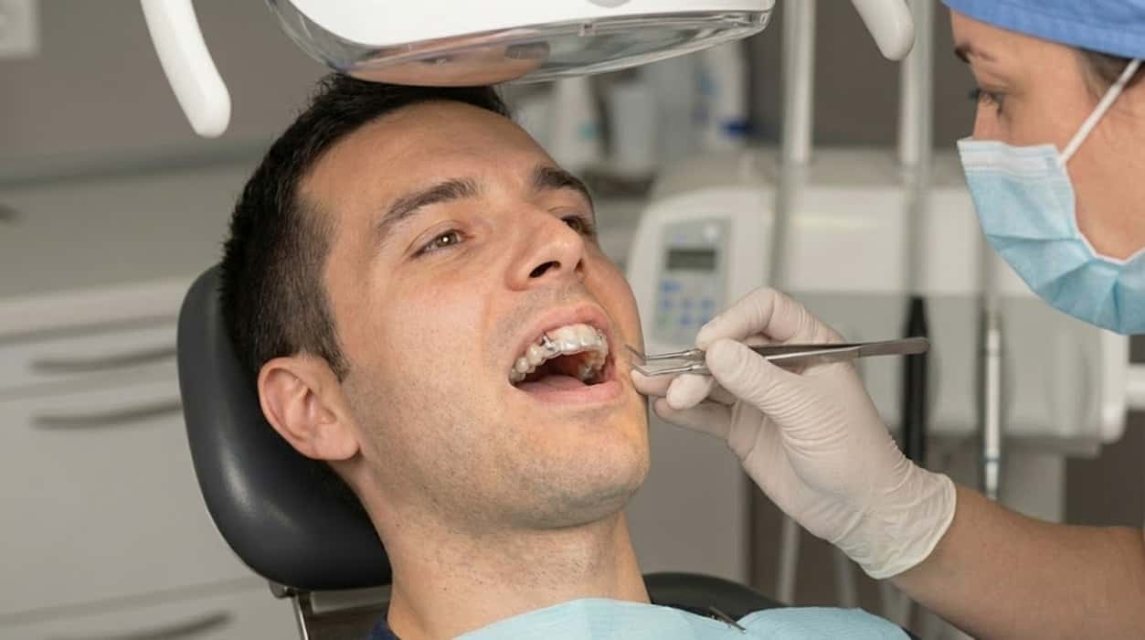 ایمپلنت بدون جراحی در استخوان کم‌حجم؛ معیارها و محدودیت‌ها